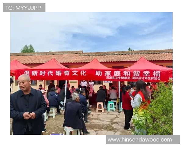 足球明星亲临甘肃定西助力青少年足球发展活动盛况空前